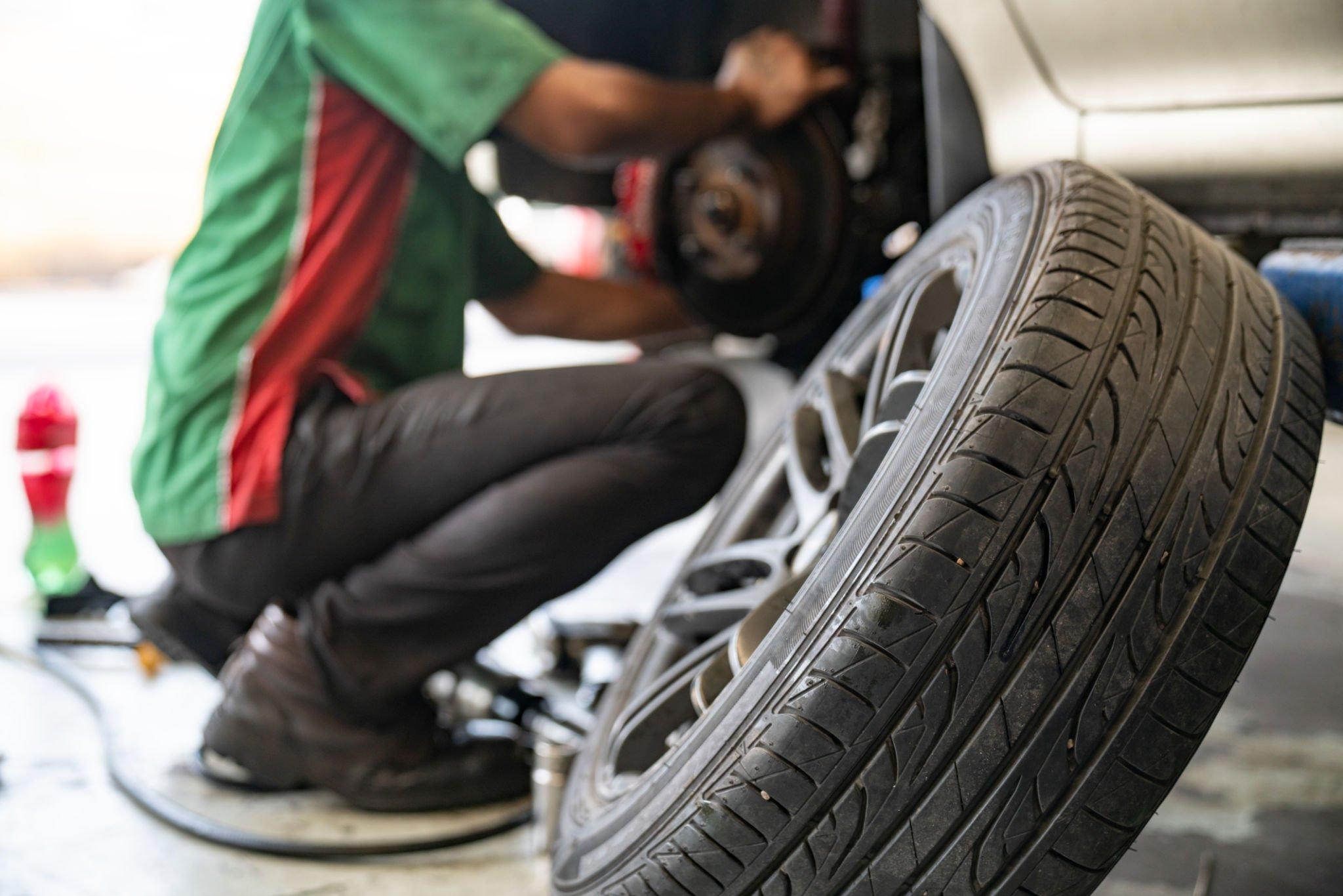 Guide pour le choix des pneus adaptés à votre véhicule et à votre style de conduite